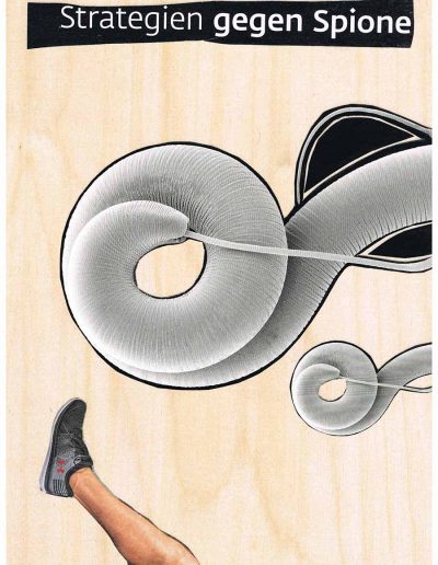 Strategien gegen Spione - 100 Vorurteile - Collage, A4 Holz - Lackiert - von Dima Dobrovolskij